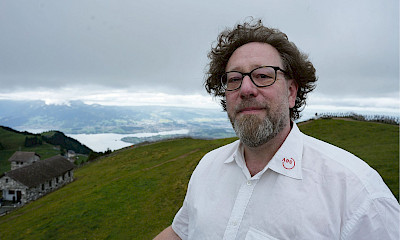 SEV-Gewerkschaftssekretär Toni Feuz unterwegs im Tourismusgebiet.
